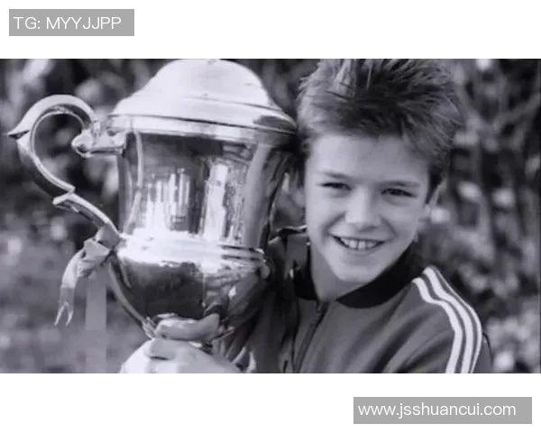 因病退役的足球明星们的传奇人生与不屈精神探讨 因病退役的足球明星们的传奇人生与不屈精神探讨